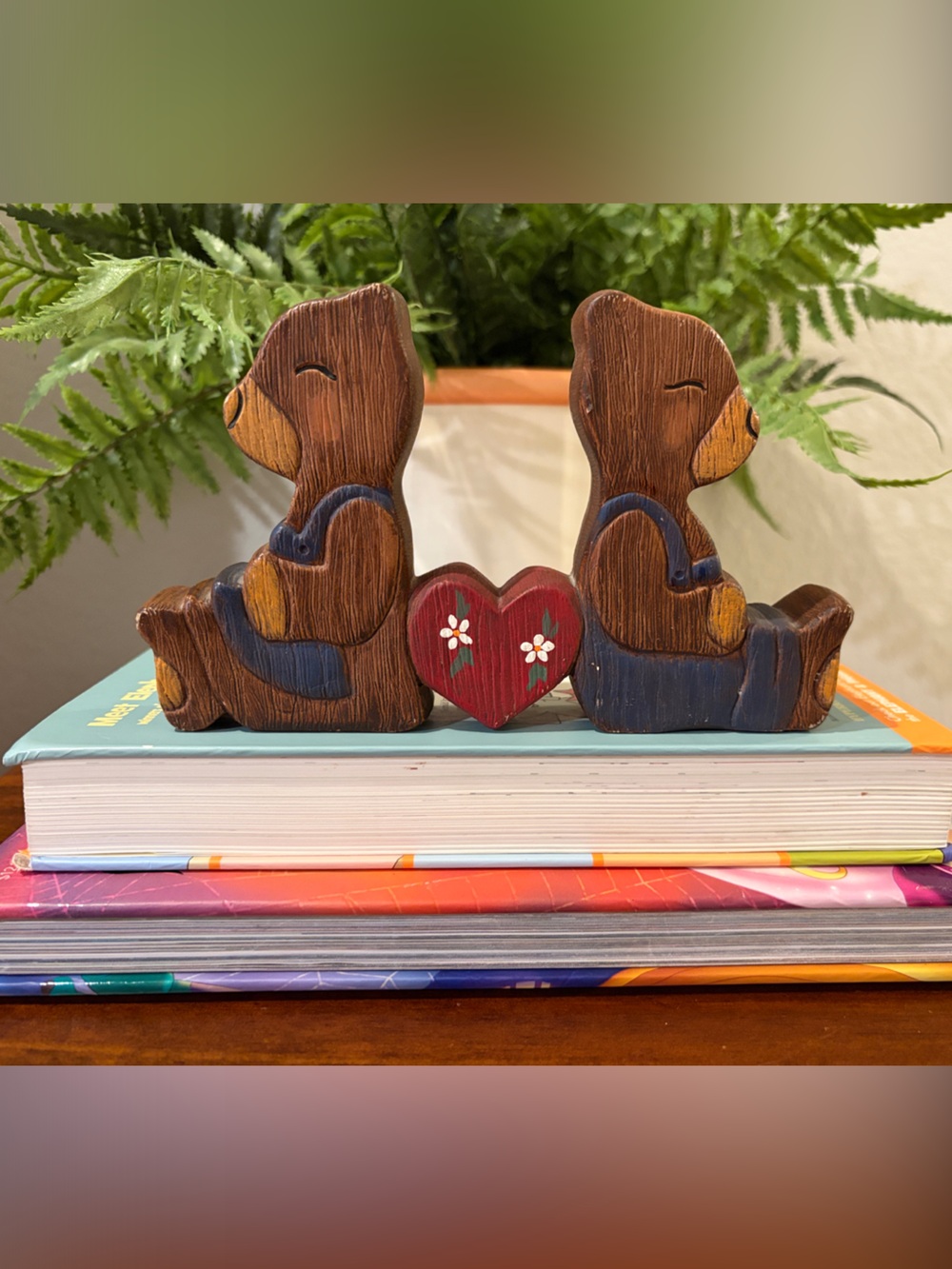Cottage Core Ceramic Bear Bookend/Shelf Sitter